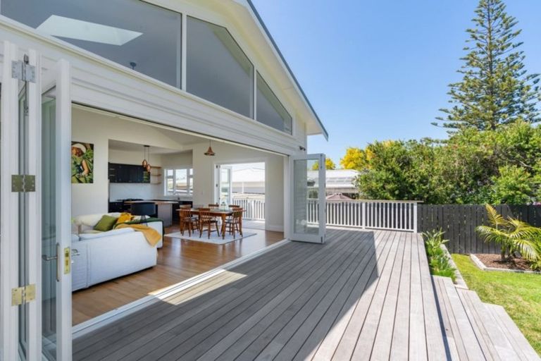Photo of property in 11 Empire Road, Devonport, Auckland, 0624