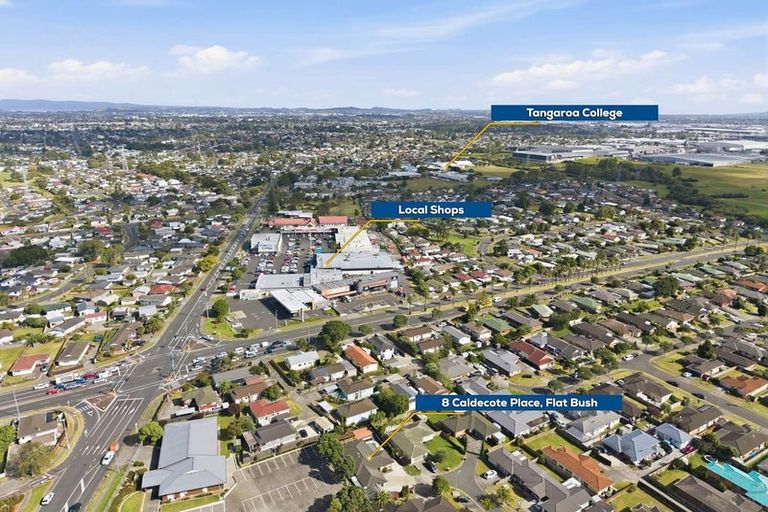 Photo of property in 8 Caldecote Place, Flat Bush, Auckland, 2019