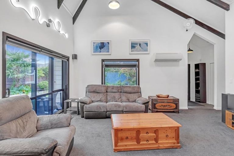 Photo of property in 5 Waddell Lane, Avondale, Christchurch, 8061