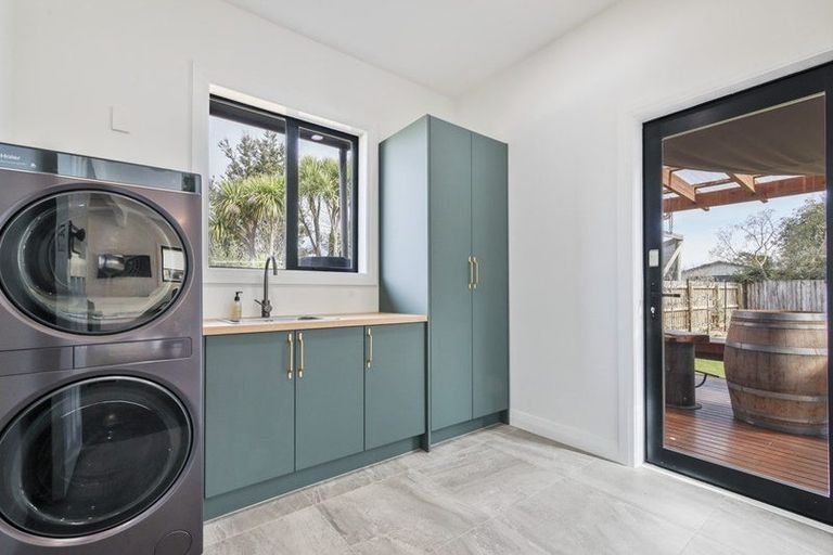 Photo of property in 191 High Street, Oxford, 7430