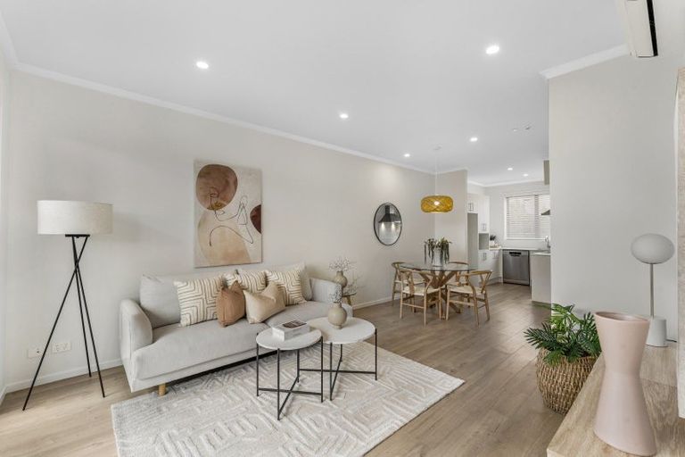 Photo of property in 62 Walter Merton Road, Hobsonville, Auckland, 0616