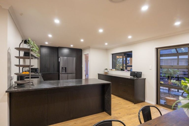 Photo of property in 6 Kentucky Way, Awapuni, Palmerston North, 4412