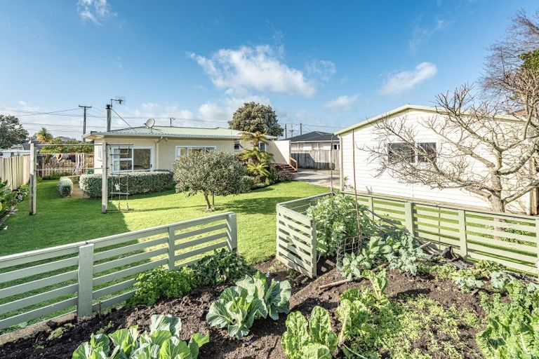 Photo of property in 63 Totara Street, Tawhero, Whanganui, 4501