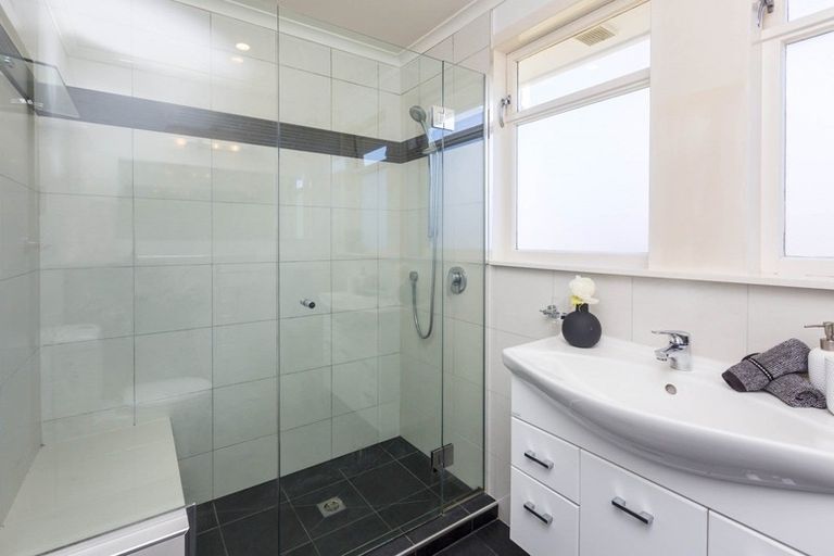 Photo of property in 30a Ranfurly Street, Trentham, Upper Hutt, 5018