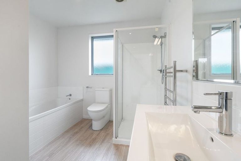 Photo of property in 28 Gosling Crescent, Halswell, Christchurch, 8025