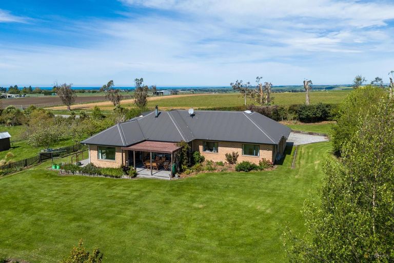 Photo of property in 854 Fairview Road, Claremont, Timaru, 7972