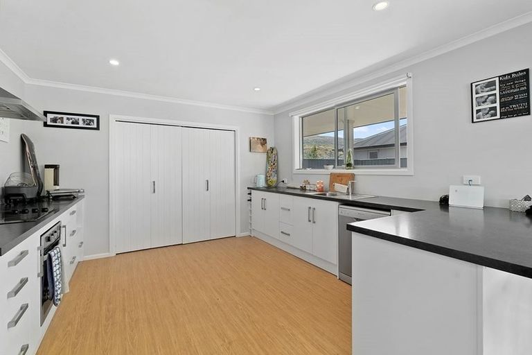 Photo of property in 17 Stowell Drive, Cromwell, 9310