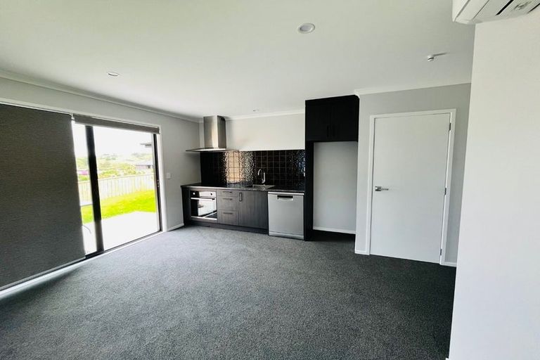 Photo of property in 55 Leathem Crescent, Pokeno, 2402