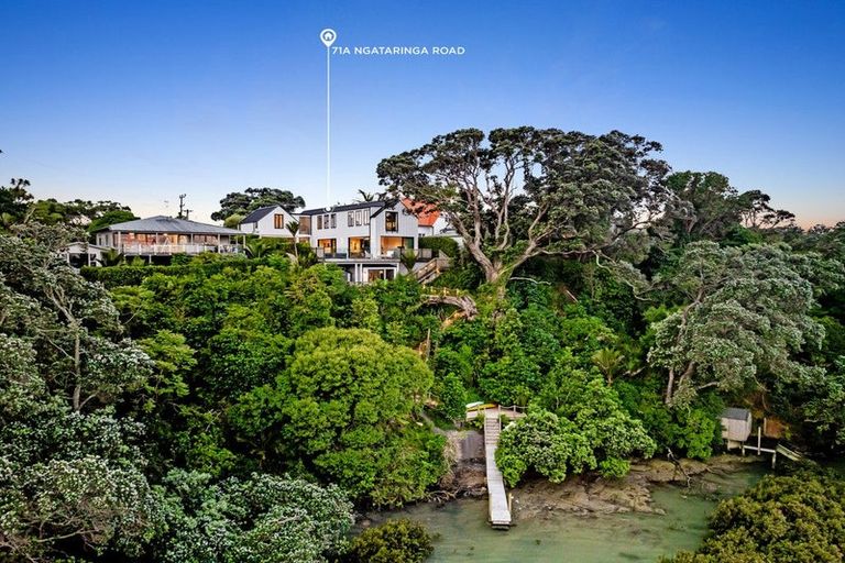 Photo of property in 71a Ngataringa Road, Devonport, Auckland, 0624