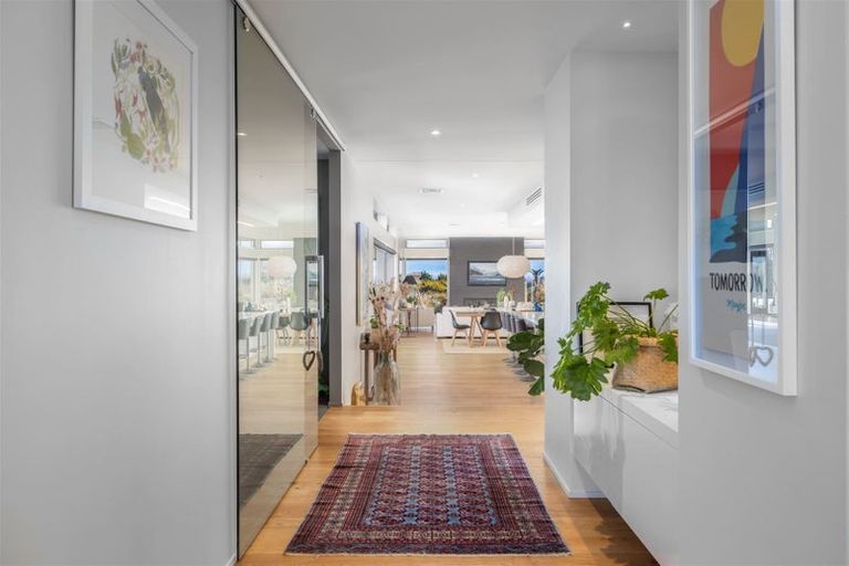 Photo of property in 2 Aglaia Place, Cracroft, Christchurch, 8022