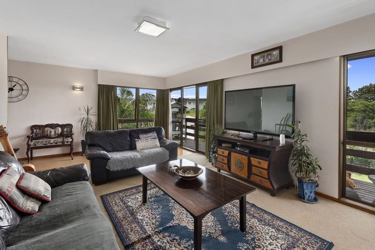 Photo of property in 15 Montague Place, Onerahi, Whangarei, 0110