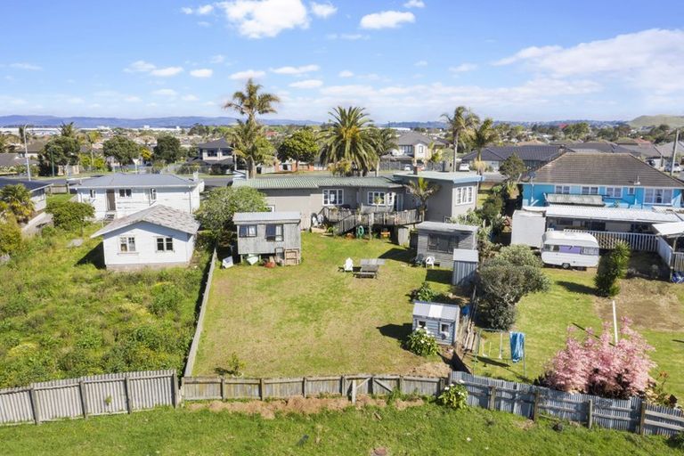 Photo of property in 46 Pukaki Road, Mangere, Auckland, 2022