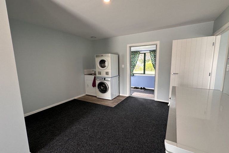 Photo of property in 43 Carrs Road, Urenui, 4377