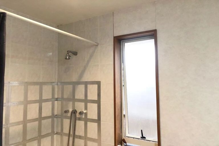 Photo of property in 71a Harris Crescent, Papanui, Christchurch, 8053