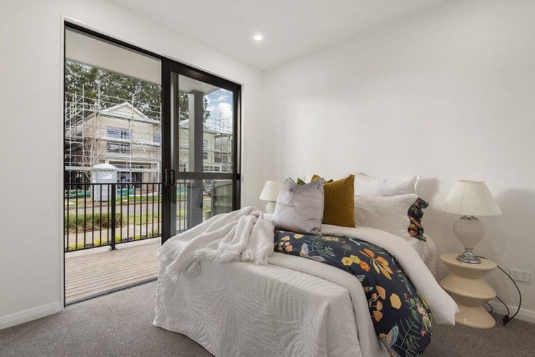 Photo of property in 24 Yellow Pear Lane, Karaka, 2578