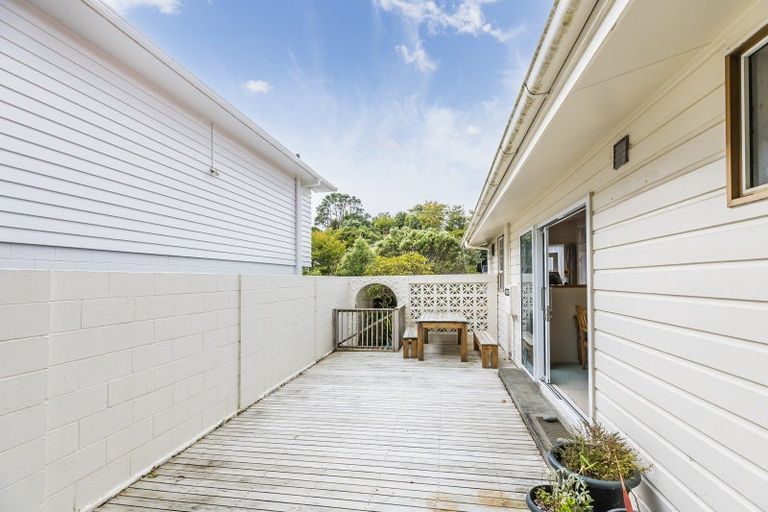 Photo of property in 47 Thurleigh Grove, Karori, Wellington, 6012