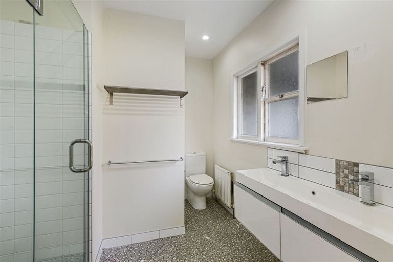 Photo of property in 218 Grahams Road, Burnside, Christchurch, 8053