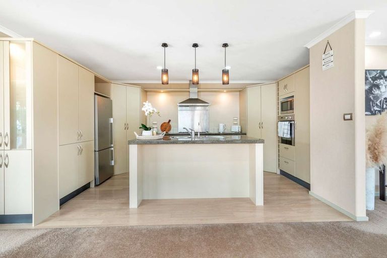 Photo of property in 3 Devoy Drive, Owhata, Rotorua, 3010