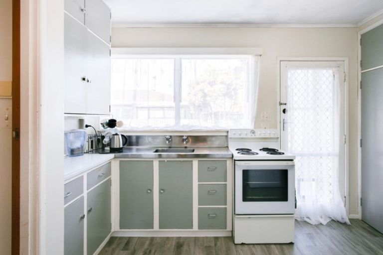 Photo of property in 4/608 Heretaunga Street East, Parkvale, Hastings, 4122