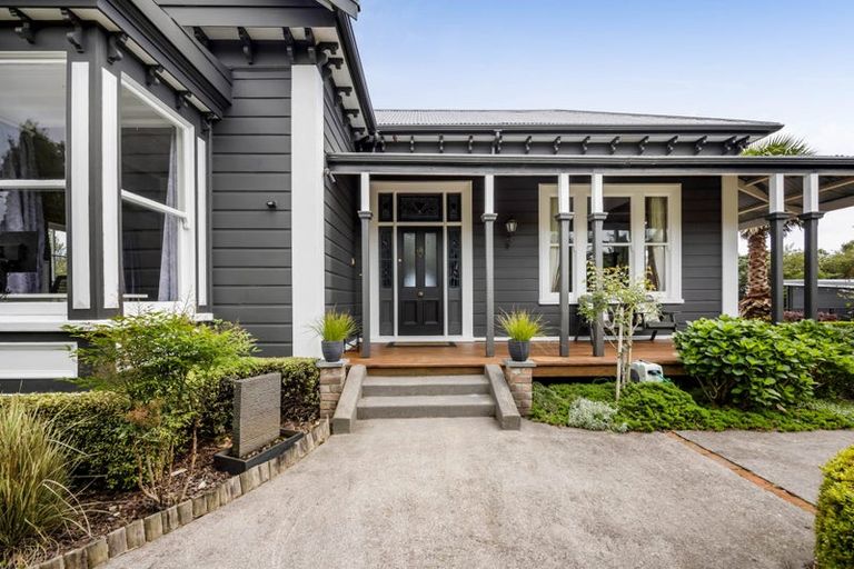 Photo of property in 104 Pitt Road, Hillsborough, New Plymouth, 4372