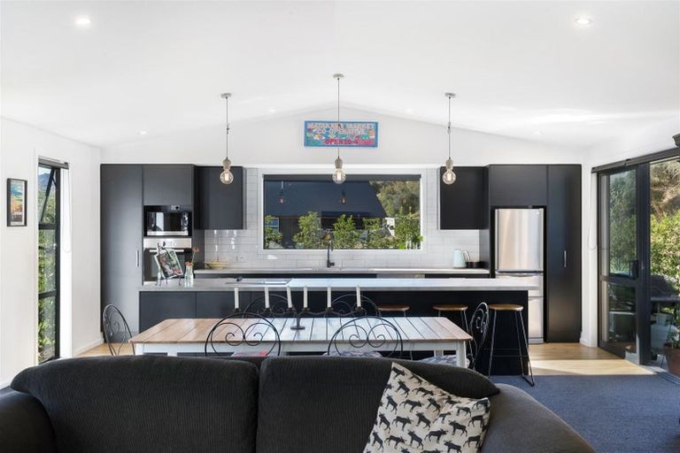 Photo of property in 17 Sandford Terrace, Lower Shotover, Queenstown, 9304