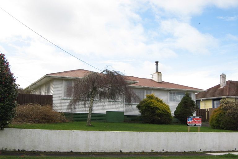 Photo of property in 100 Hathaway Street, Stratford, 4332