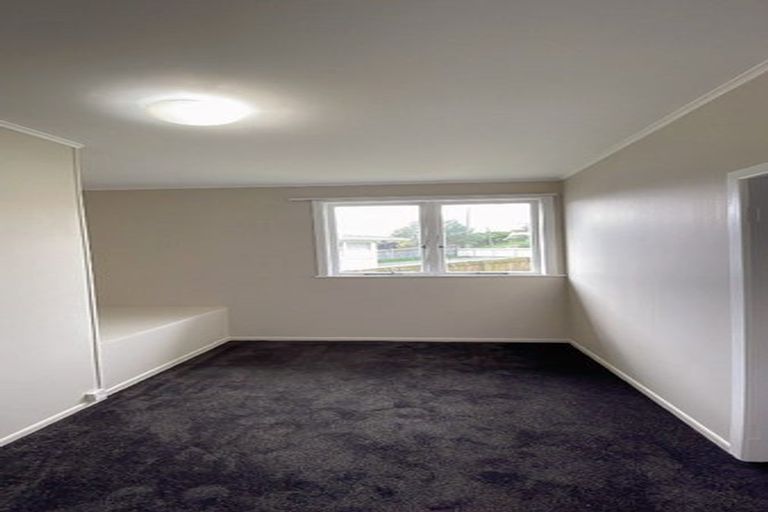 Photo of property in 63 Bond Crescent, Forrest Hill, Auckland, 0620