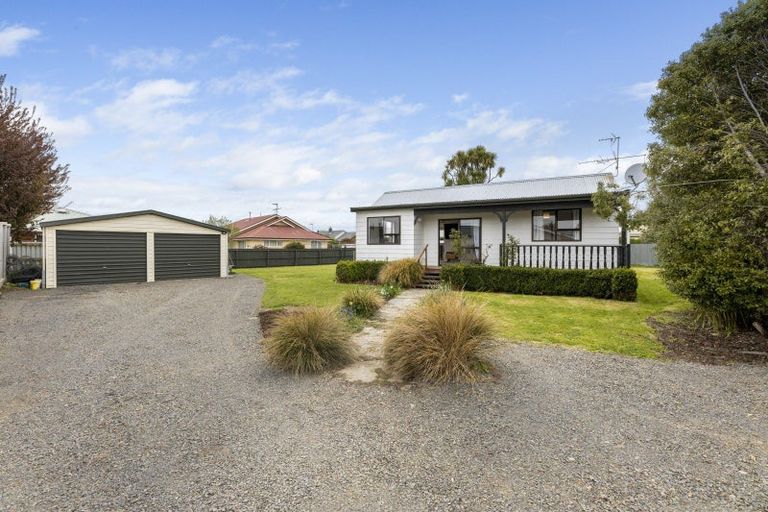 Photo of property in 15 Carlyle Road, Mosgiel, 9024