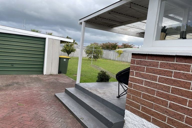 Photo of property in 28 Lewis Street, Glenview, Hamilton, 3206