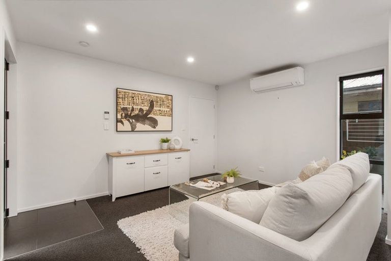 Photo of property in 10 Shingle Street, Sydenham, Christchurch, 8023