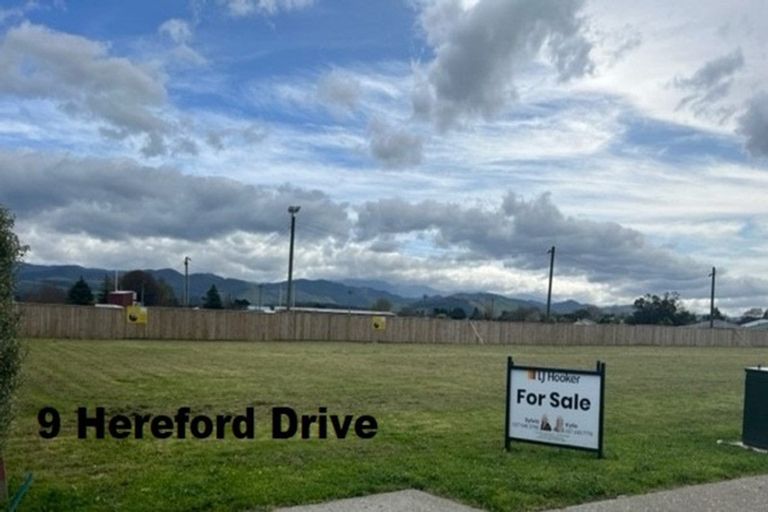 Photo of property in 9 Hereford Drive, Carterton, 5713