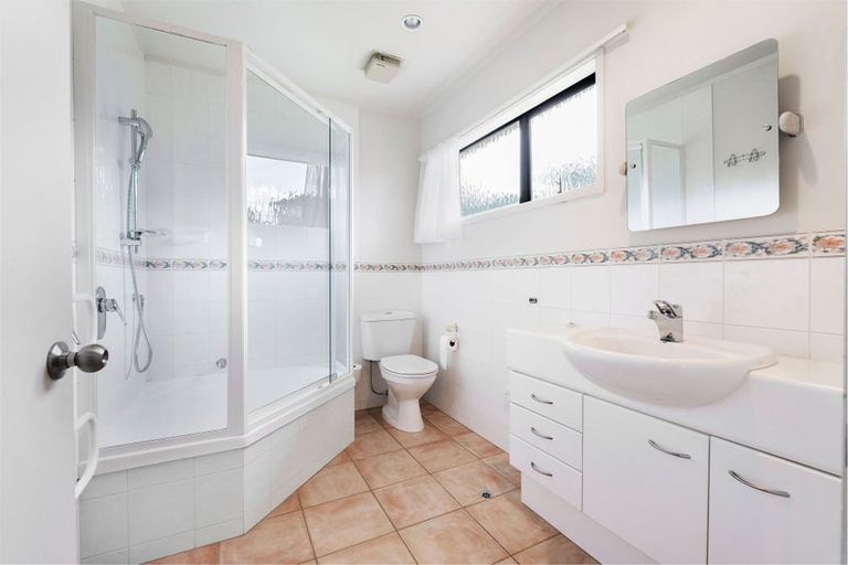 Photo of property in 14 Kiri Place, Mairangi Bay, Auckland, 0630
