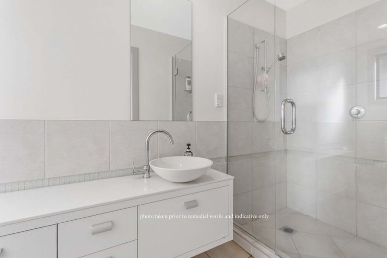 Photo of property in 1a/12 Selwyn Road, Cockle Bay, Auckland, 2014