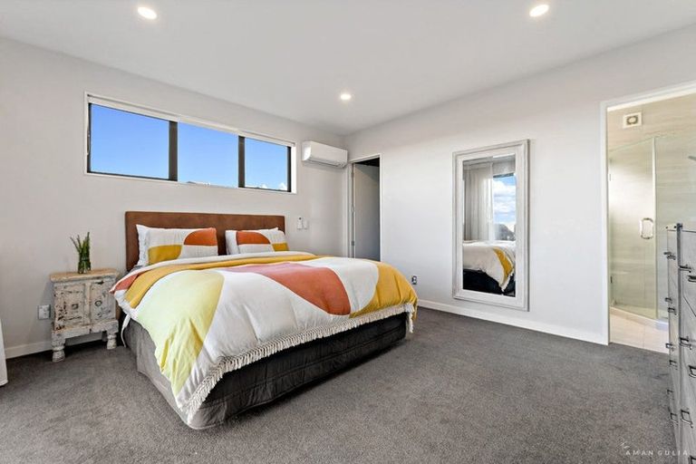 Photo of property in 12a Crows Road, Swanson, Auckland, 0614