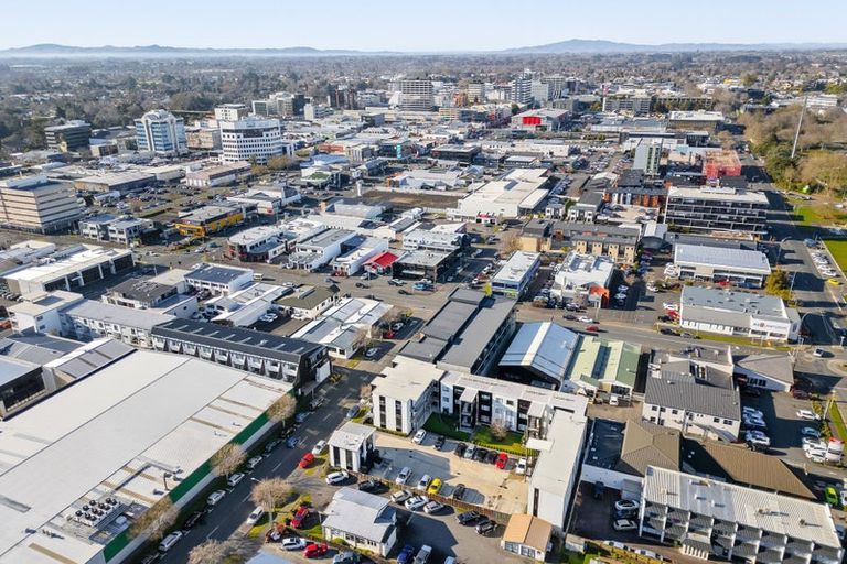 Photo of property in 1/17 Vialou Street, Hamilton Central, Hamilton, 3204