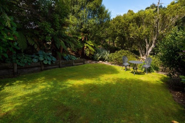 Photo of property in 19-21 Leicester Street, Picton, 7220