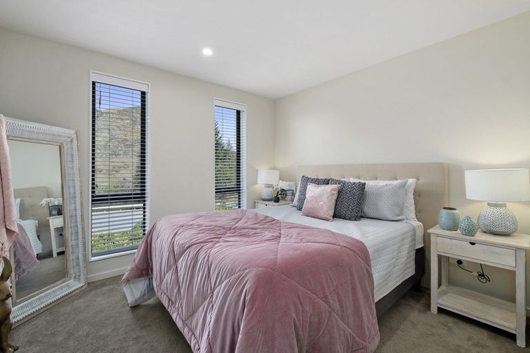 Photo of property in 2 Stamper Lane, Arthurs Point, Queenstown, 9371