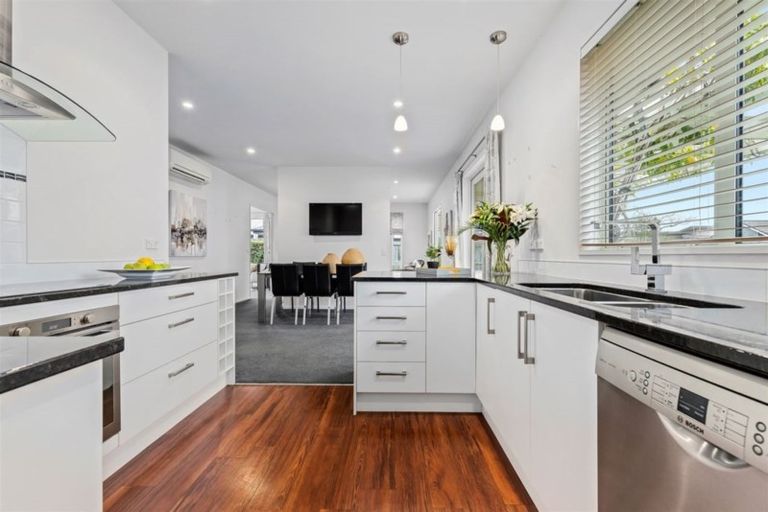 Photo of property in 56 Mokihi Gardens, Hillmorton, Christchurch, 8024