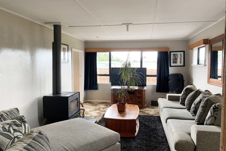 Photo of property in 5 Trafalgar Street, Dannevirke, 4930