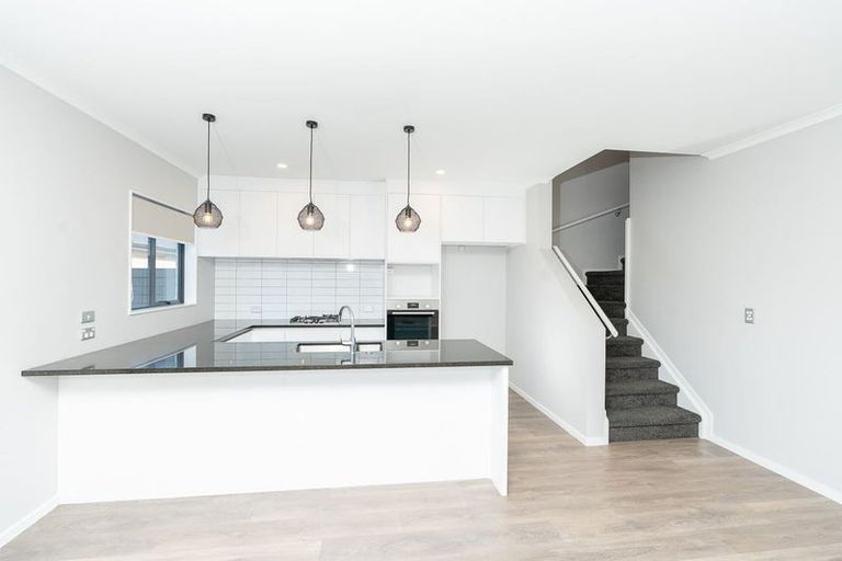 Photo of property in 10/15 Onukutara Place, Huntington, Hamilton, 3281