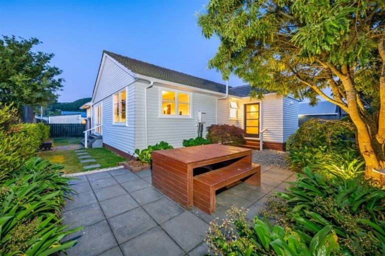 Photo of property in 8a Mccurdy Street, Elderslea, Upper Hutt, 5018