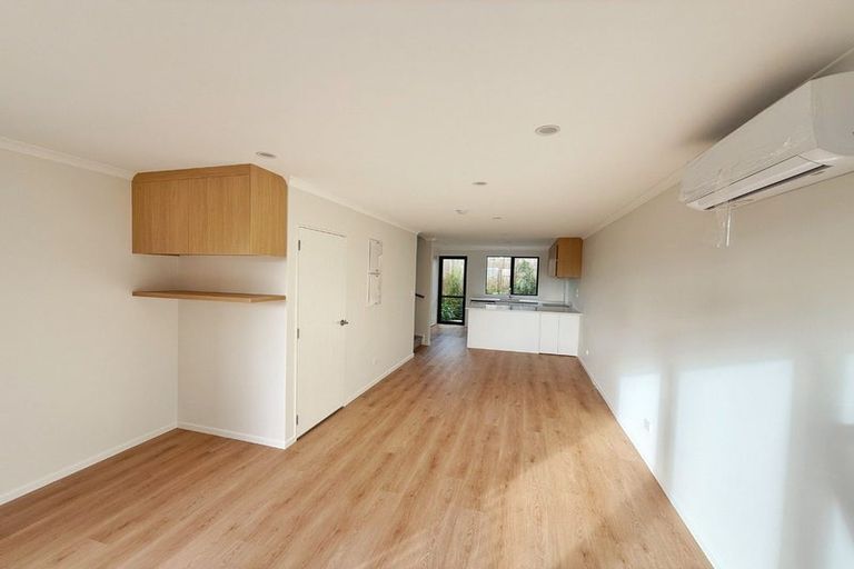 Photo of property in 3/29 Normandy Place, Henderson, Auckland, 0610