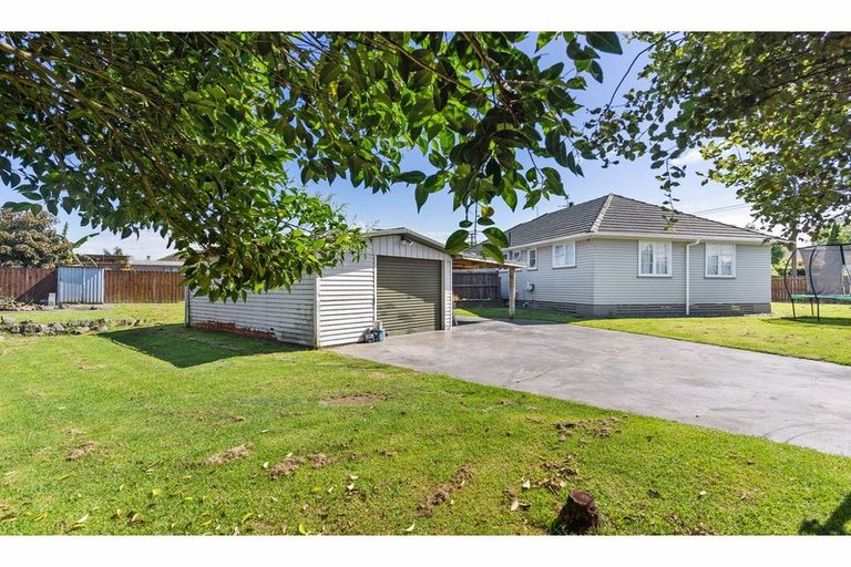 Photo of property in 47 Arimu Road, Papakura, 2110
