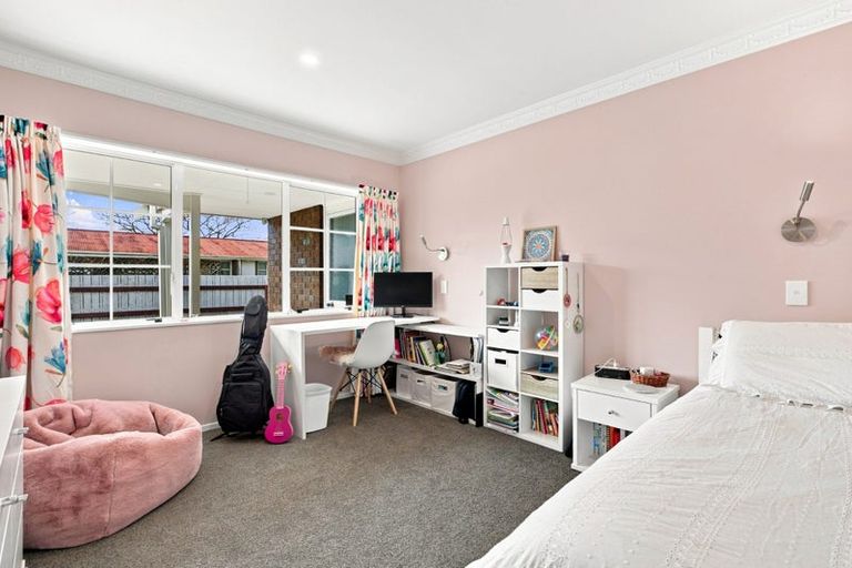 Photo of property in 12 Smiths Road, Matua, Tauranga, 3110