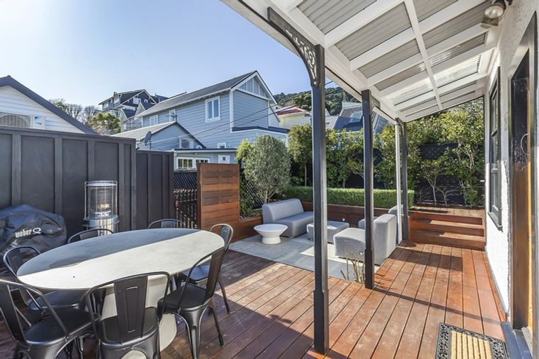 Photo of property in 94 Elizabeth Street, Mount Victoria, Wellington, 6011