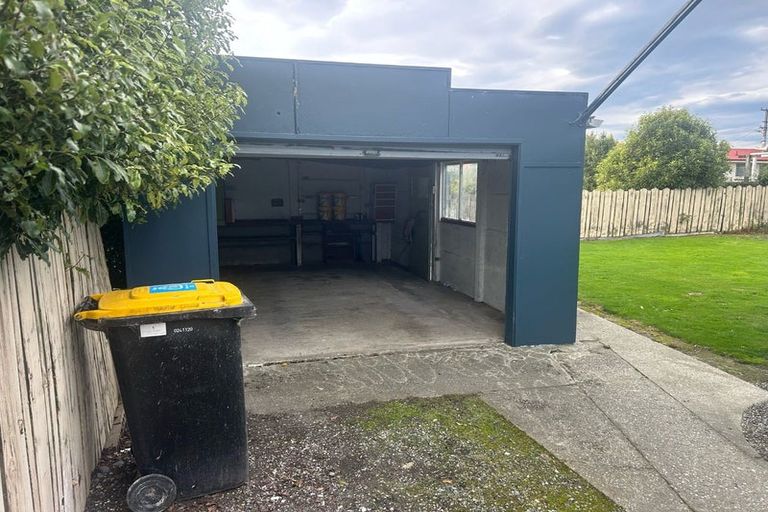 Photo of property in 1 Kaka Street, Gore, 9710