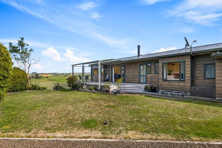 Photo of property in 93 Hamilton Road, Waimauku, 0881