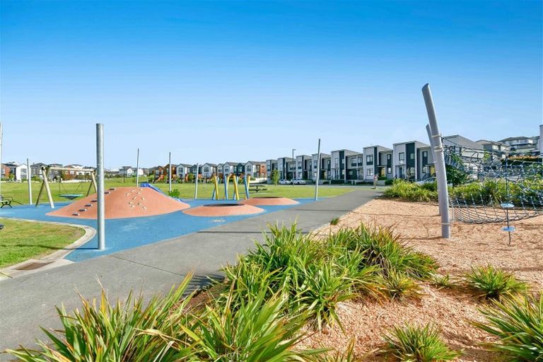 Photo of property in 117 Bonair Crescent, Silverdale, 0932