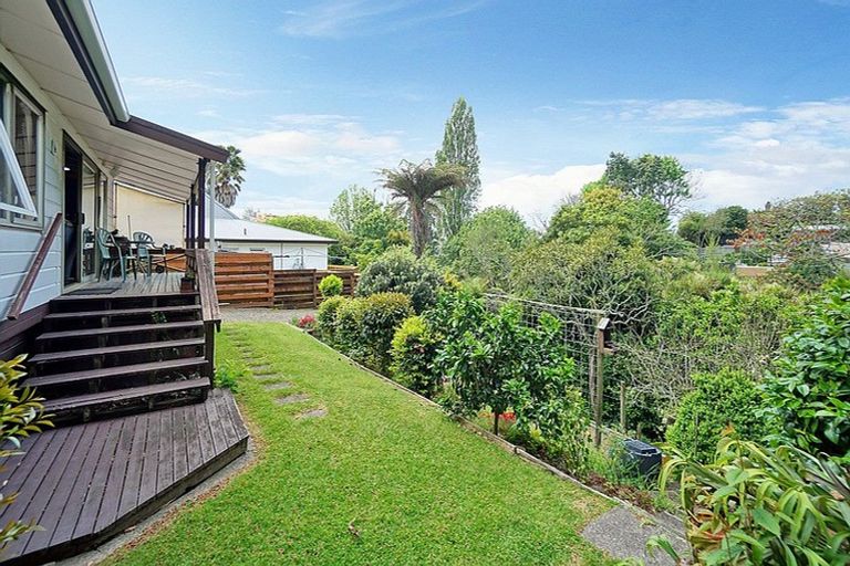 Photo of property in 9 Mountbatten Place, Te Puke, 3119