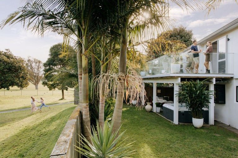 Photo of property in 230 Oceanbeach Road, Mount Maunganui, 3116